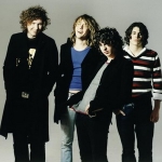 The Kooks ��������� � ����� ������� Junk Of The Heart (Happy) � ������