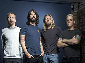 ������� Foo Fighters ��  ������  ������� �� DVD