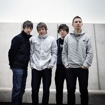 Arctic Monkeys ����������� ����� �����  Do I Wanna Know? 
