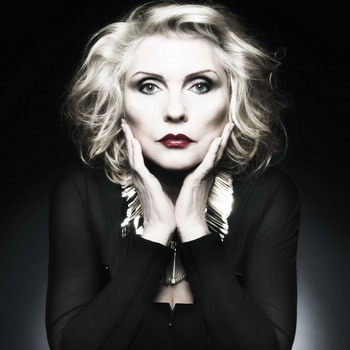 Blondie ���������� ��������� � ���� �� ����� ������ ����������� ���