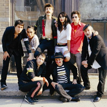 �������� Gogol Bordello � ������ � ������� ����������