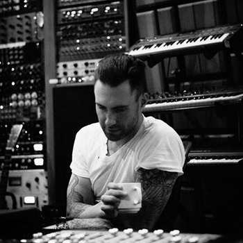Maroon 5 ���������� � ������ ������ �������