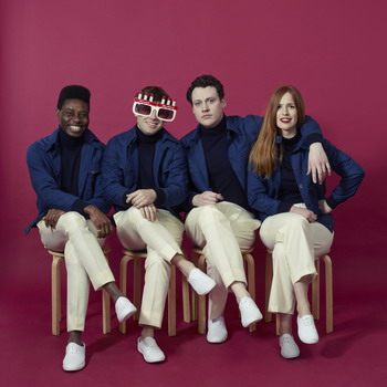 ������ Metronomy �������� � ���������� YotaSpace